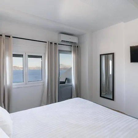 Evanthia View Island * Thirasia